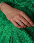 Bond signet ring