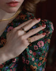 Bond signet ring