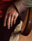 Bond signet ring