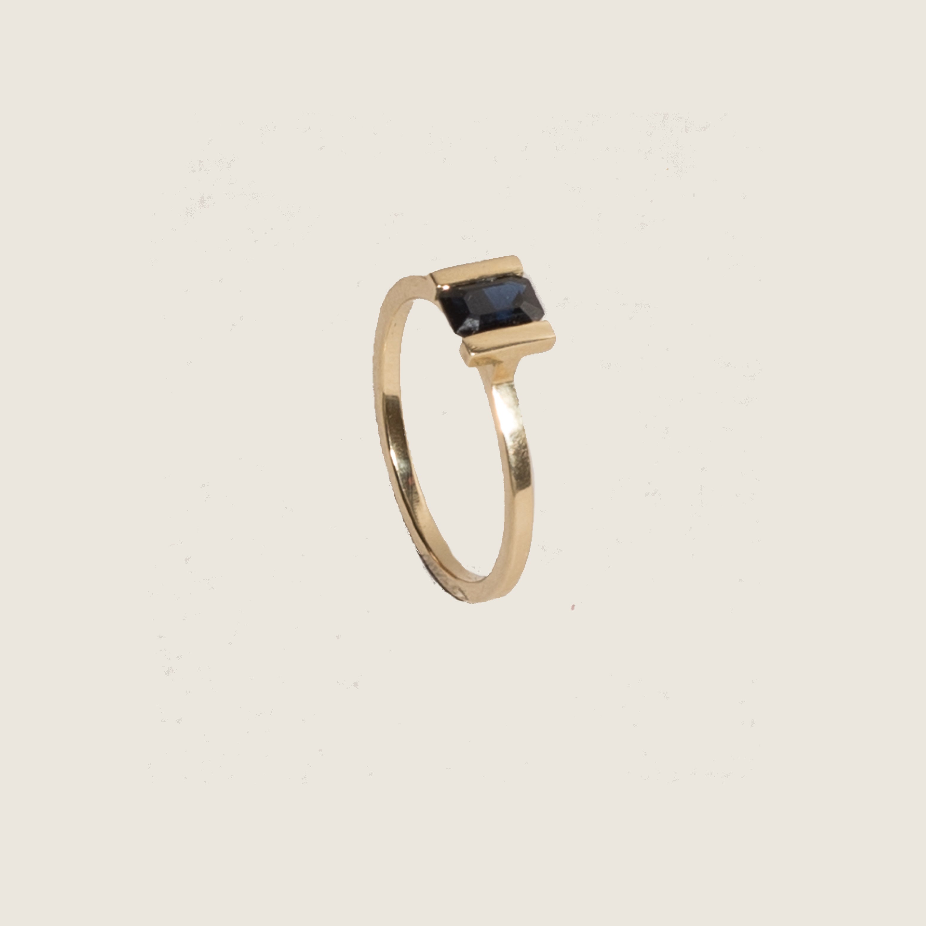 Elizabeth Ring