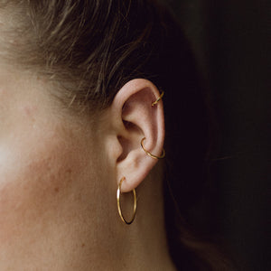 
            
                Load image into Gallery viewer, Ear cuff XS
            
        
